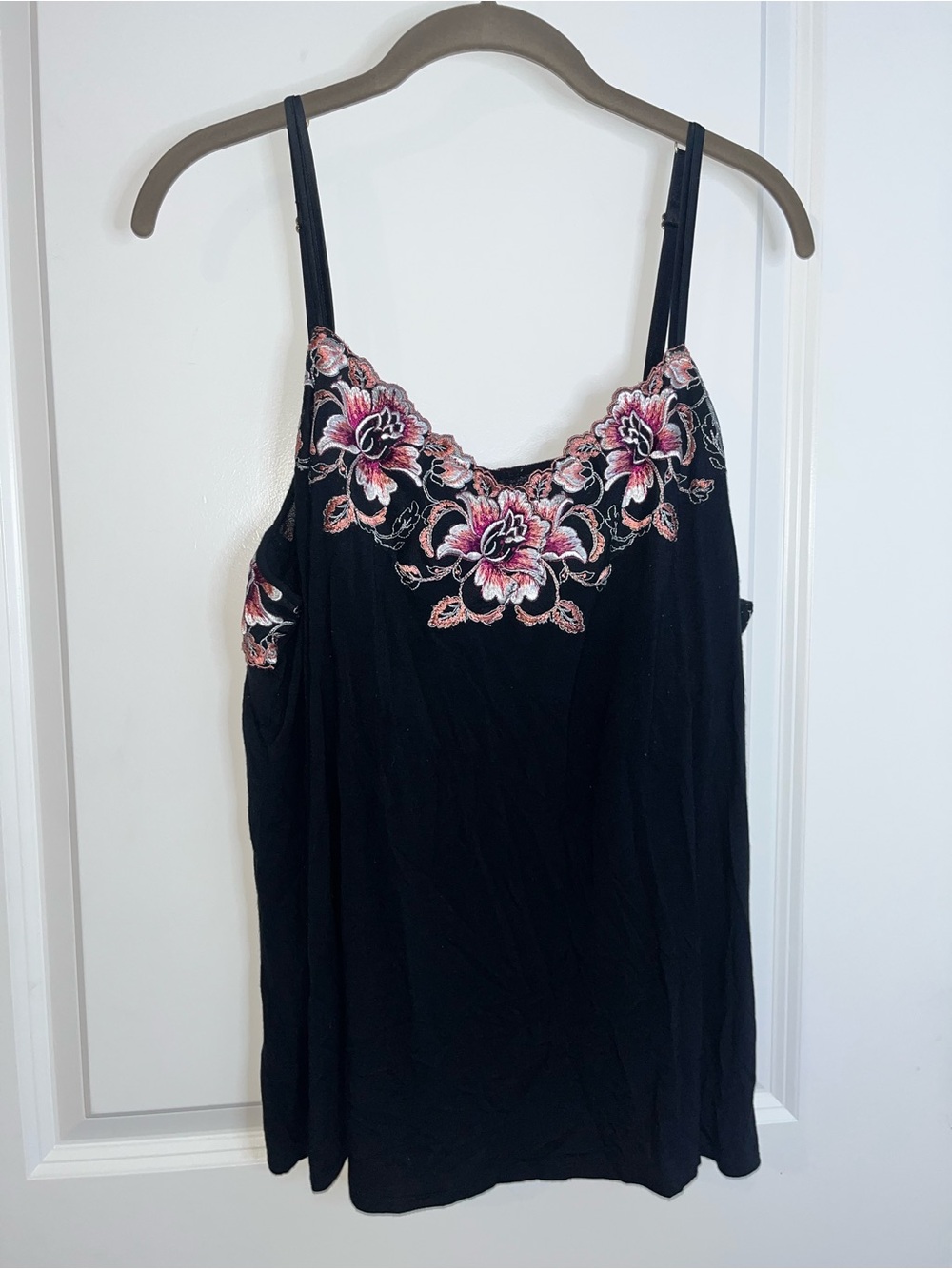 Soma Lined Fairy Delicate Floral Embroidery Adjustable Soft Camisole Top Size XL